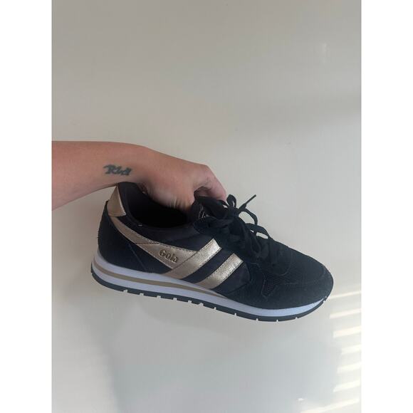 Gola Daytona Mirror Sneakers Womens Sz 9 Black Gold - Nice! Small Dirt Spot - Picture 2 of 9